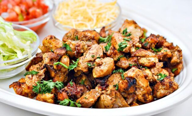 Keto Chipotle Chicken Stew: A Flavorful Low-Carb Delight