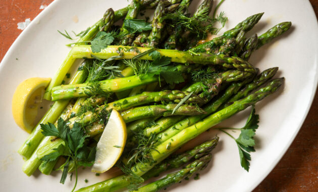 Savor the Spring: A Delicious and Simple Asparagus Recipe