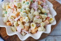 Classic Creamy Macaroni Salad: A Step-by-Step Recipe for the Perfect Picnic Side