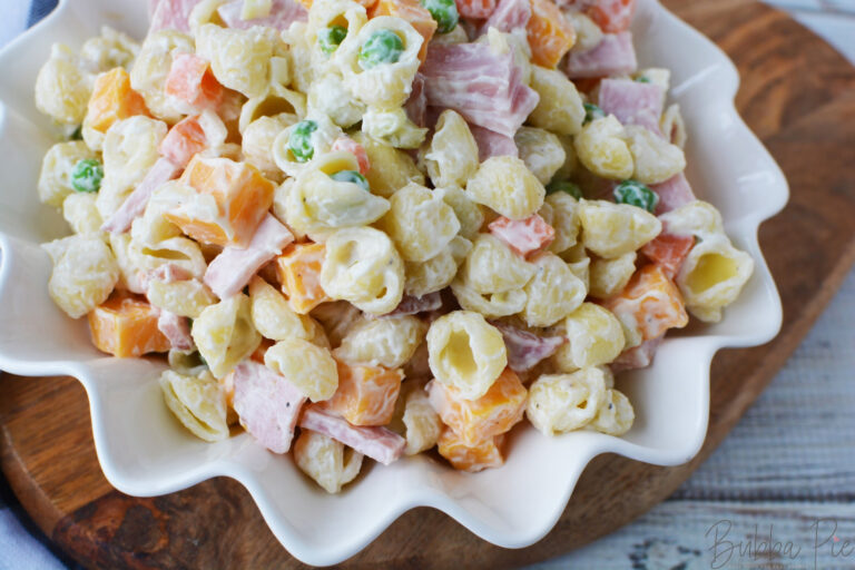 Classic Creamy Macaroni Salad: A Step-by-Step Recipe for the Perfect Picnic Side