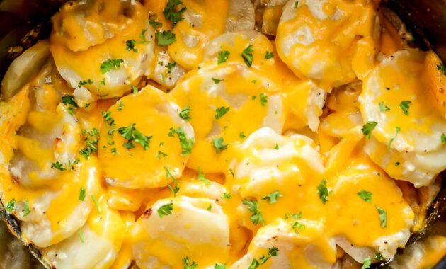 Scalloped potatoes and ham in crockpot recipe