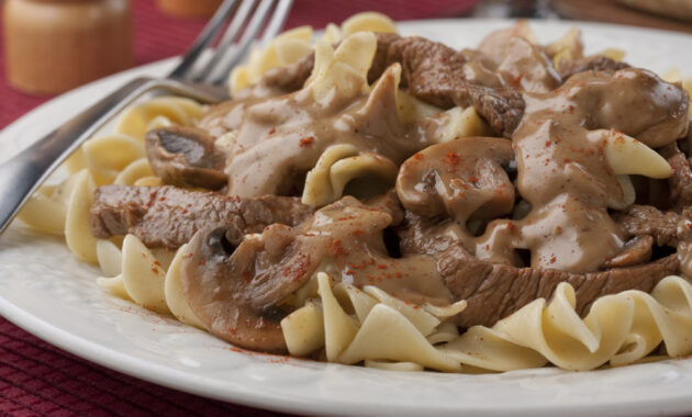 Beef stroganoff