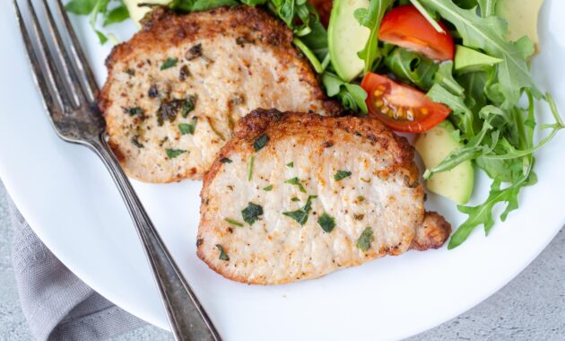 Easy air fryer pork chops (video) momsdish