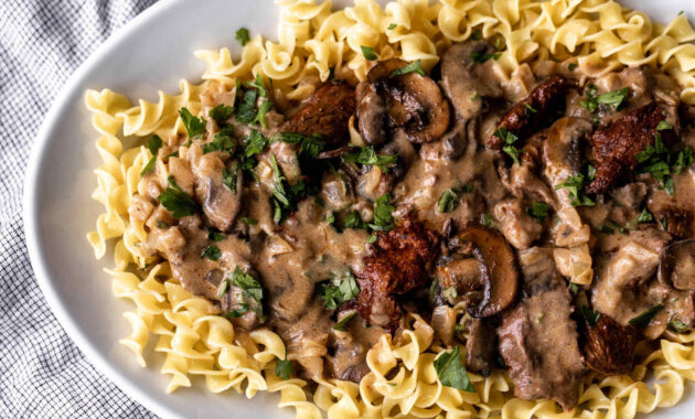 Beef stroganoff recipe dirty dishes messy kisses