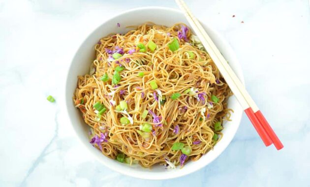 Cantonese style veg noodles, how to cook cantonese style veg noodles