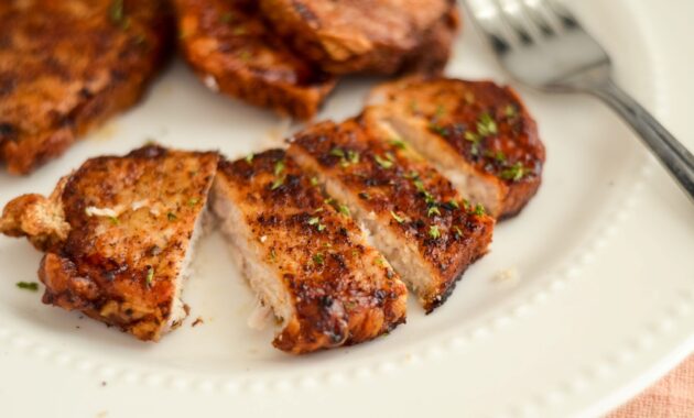 How to cook a pork chop in the air fryer