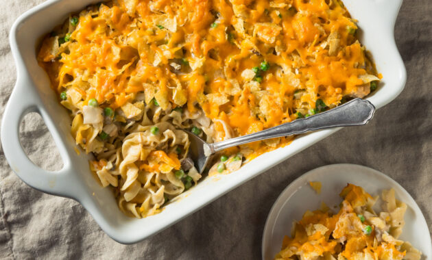 How long will tuna casserole keep in the fridge or freezer?