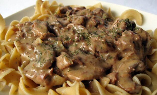 Ginger's beef stroganoff recipe (3.9/5)