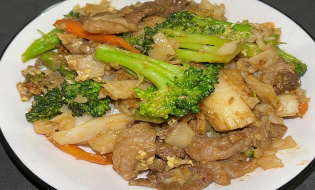 Beef-Pad-See-Ew-4