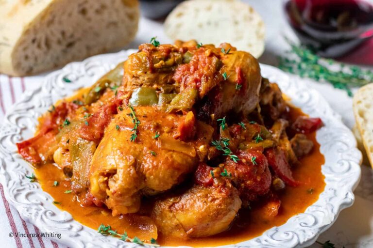 Rustic Chicken Cacciatore: A Flavorful Italian Hunter’s Stew Recipe