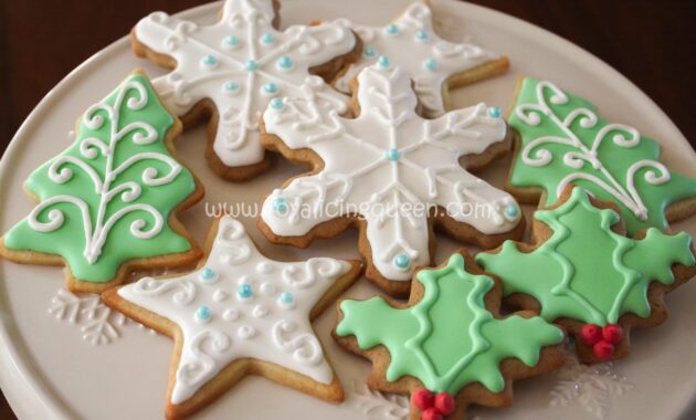 The royal icing queen assorted christmas cookies