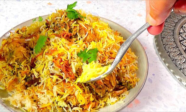 Authentic Hyderabadi Chicken Biryani Recipe