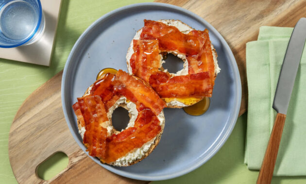 Honeyed bacon and cream cheese bagel recipe hellofresh