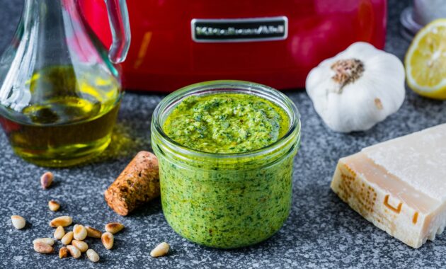 Homemade Basil Pesto Sauce Recipe