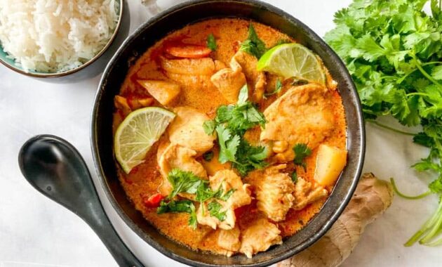 Chicken Massaman Curry