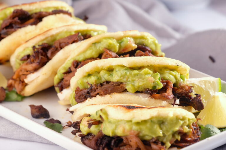 Golden Arepas: A Simple and Delicious Homemade Maize Recipe