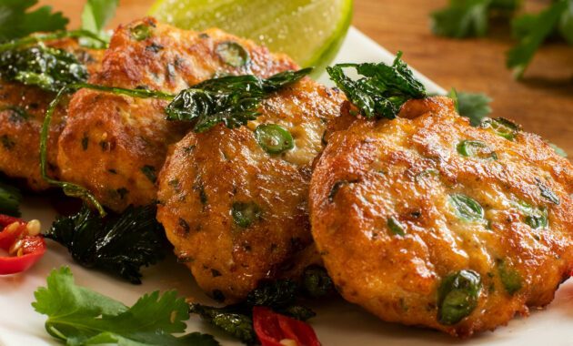 Simple Thai fish cakes with sweet chili sauce Easy Meals with Video