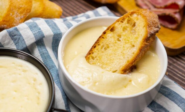 Asiago Cheese Fondue Recipe