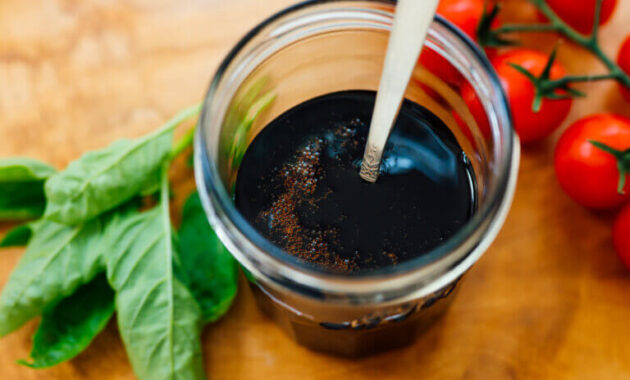 Balsamic Glaze Recipe (Balsamic Reduction) Cookie and Kate