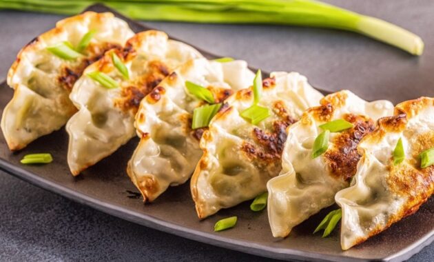 Chicken gyoza delicious japanese dumplings cardamom magazine