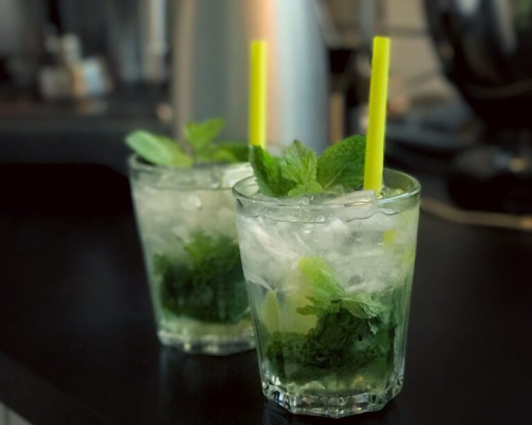 The Ultimate Mojito Recipe: Fresh, Minty, and Perfectly Balanced!