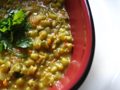 Hearty and Healthy Mung Bean Curry: A Flavorful Vegetarian Delight