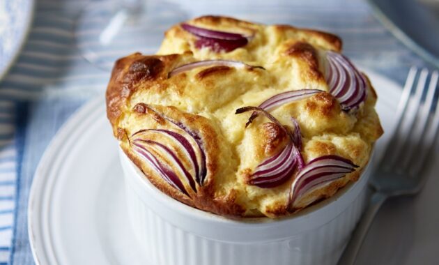 Cheese And Onion Soufflé Dinner Recipes GoodtoKnow Recipe
