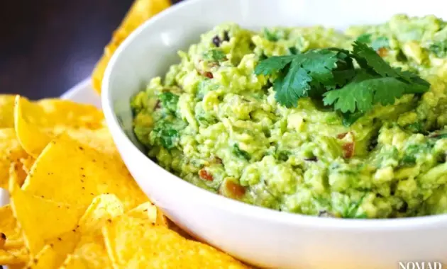 Creamy and Chunky Guacamole Recipe Nomad Paradise