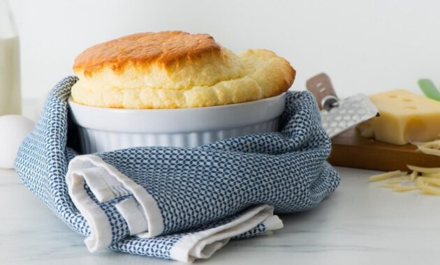 Basic Soufflé Recipe Recipe Basic souffle recipe, Souffle recipes