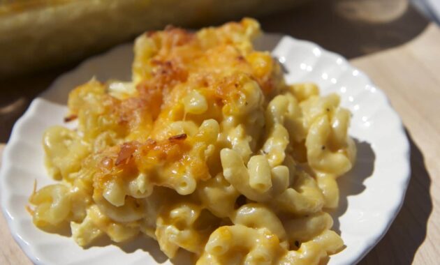 Southern Baked Macaroni and Cheese Recipe