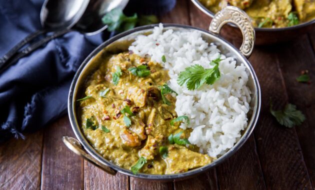 Indian Chicken Korma Recipe The Wanderlust Kitchen