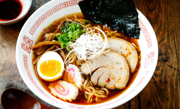 Spicy-Shoyu-Ramen-8055-I-800x534-1