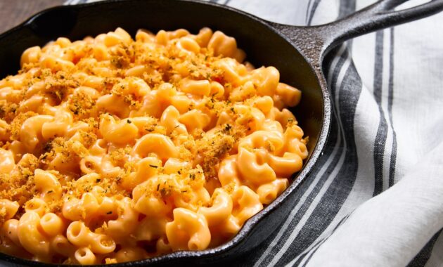 Best Stovetop Macaroni and Cheese Recipe 10 minutes