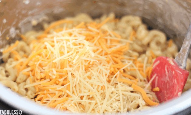 cheesy-macaroni-in-instant-pot