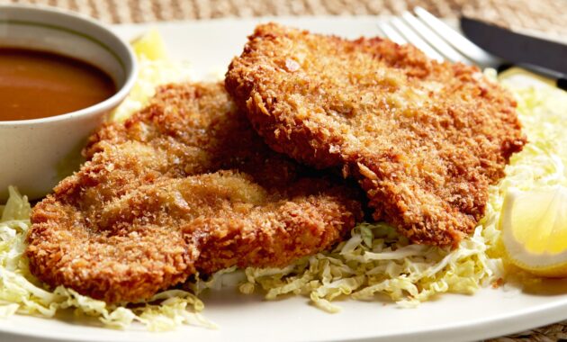 Pork Tonkatsu Recipe Food network recipes, Tonkatsu, Pork tonkatsu