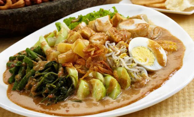 Indonesian Food Recipes Gado Gado (Indonesian Salad With Peanut Sauce
