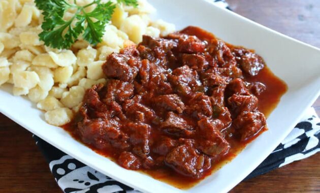 Traditional Hungarian Goulash (Gulyás) The Daring Gourmet