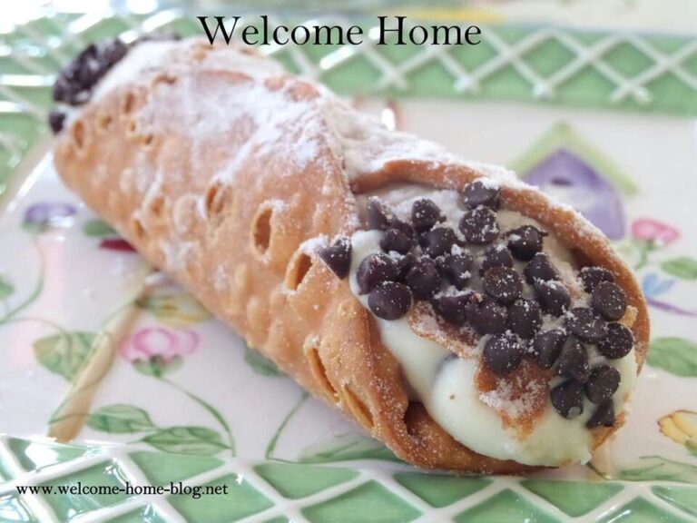 Sweet Surrender: Mastering the Art of Homemade Cannoli – A Step-by-Step Recipe
