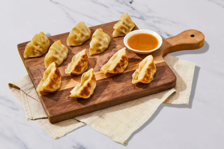 Juicy Chicken Gyoza Recipe: A Step-by-Step Guide to Perfect Potstickers