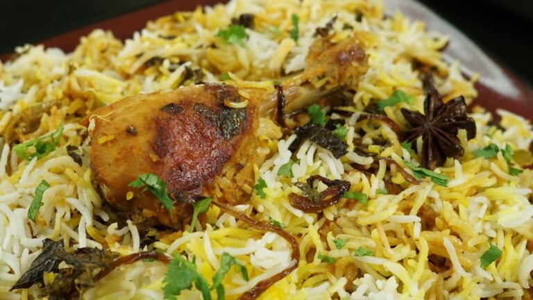 Chicken Biryani: Aromatic Spices & Tender Chicken – The Ultimate Comfort Food Recipe!