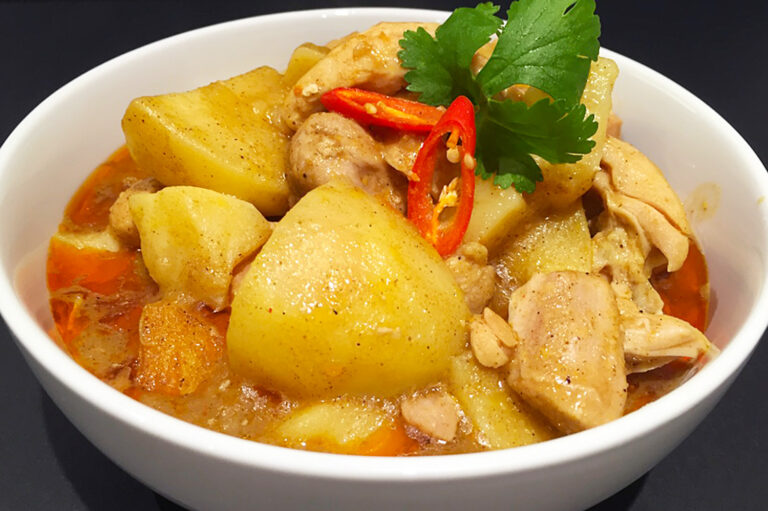Unlocking the Authentic Flavors of Malaysia: A Step-by-Step Guide to Perfect Malaysian Curry