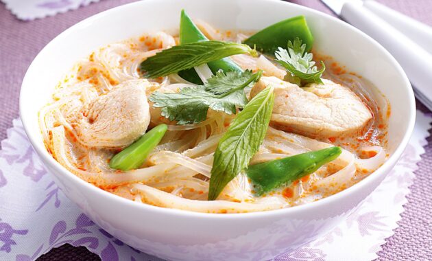 chicken-noodle-laksa-80931-1