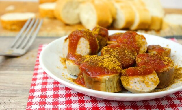 GERMAN SAUSAGE RECIPE Berliner Currywurst YouTube