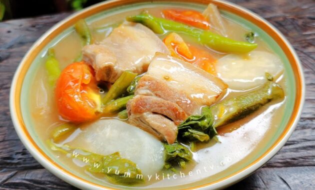 Sinigang na Bangus A healthy Sour Filipino Fish Soup Yummy Kitchen