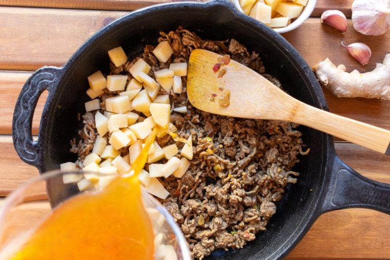 25 Easy Ground Beef Recipes and the Ultimate One-Skillet Beef Dinner